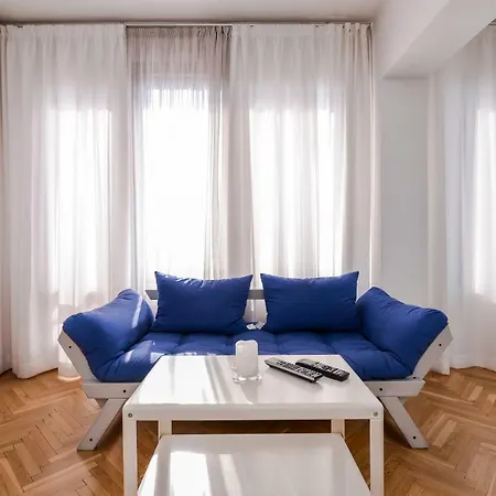 La Dolce Vita - Beautiful Studio On Gurgulyat Street Appartement Sofia