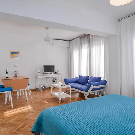 La Dolce Vita - Beautiful Studio On Gurgulyat Street Appartement Sofia