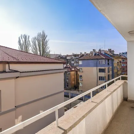 Appartement La Dolce Vita - Beautiful Studio On Gurgulyat Street